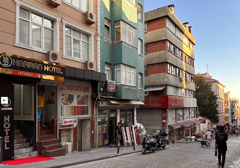 Harran Hotel - Harran Hotel, Mimar Hayrettin, Tiyatro Cd. No:52, 34126 Fatih/İstanbul, Türkiye