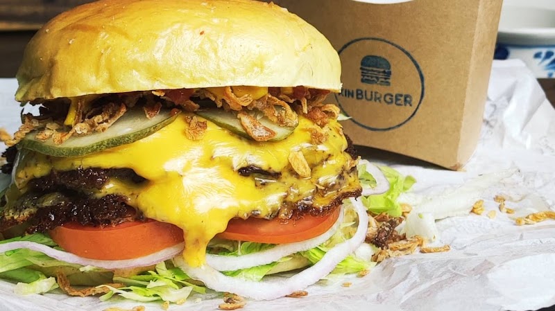 KinBurger - KinBurger, 225 moo/2 Saladan, Koh Lanta Saladan, ตำบล ศาลาด่าน อำเภอเกาะลันตา กระบี่ 81150, Thailand