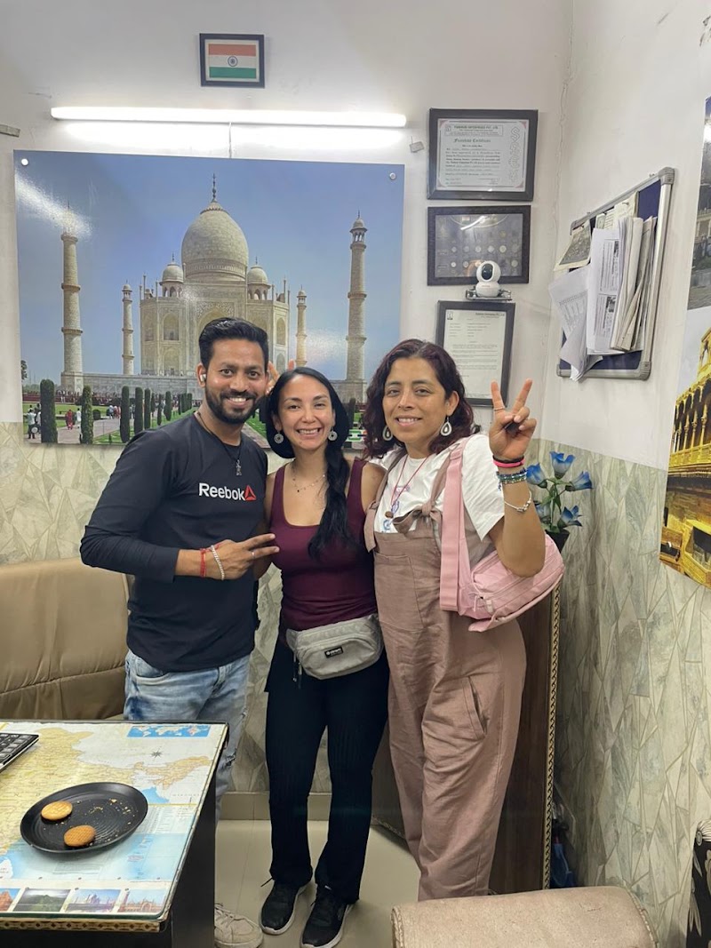 India travel tour information - India travel tour information, 1835, Lakshmi Narayan St, opp. imperial Cinema, Chuna Mandi, Paharganj, New Delhi, Delhi 110055, India