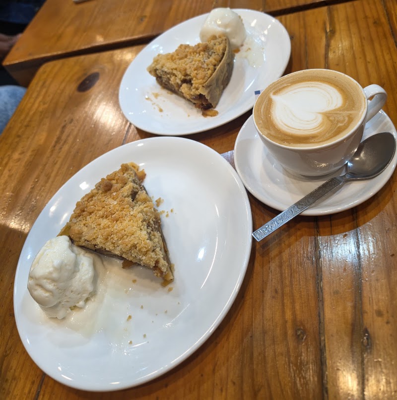 Dana Coffee House and German Bakery - Dana Coffee House and German Bakery, Mall Road 1st Floor Manali ,Chandrabhaga Building House no-269, Ward No 4, Model Town, Siyal, Manali, Himachal Pradesh 175131, India