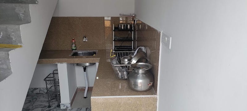 Nidhivan HomeStay - Nidhivan HomeStay, Gopinath Bazar, Cinema hall wali gali, Gopinath Bagh, Vrindavan, Uttar Pradesh 281121, India