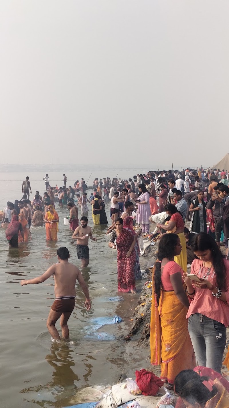 Prayagraj Maha Kumbh Mela Parking - Prayagraj Maha Kumbh Mela Parking CR8P+C8, Naini, Prayagraj, Uttar Pradesh 211007, India