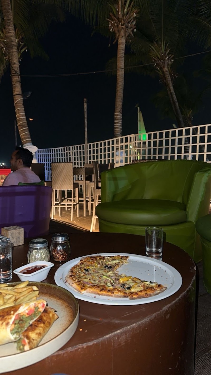 Gadda Da Vida - Gadda Da Vida Lobby Level, Novotel, Balraj Sahni Rd, Juhu Beach, Juhu, Mumbai, Maharashtra 400049, India