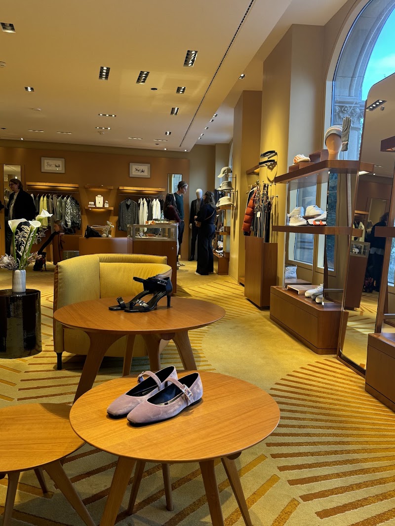 HERMÈS Frankfurt - HERMÈS Frankfurt, Goethestraße 25, 60313 Frankfurt am Main-Innenstadt I, Germany
