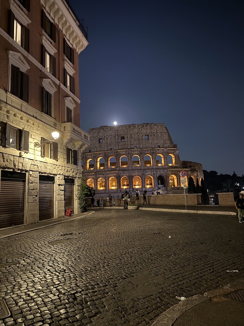 Fun Moving - Fun Moving, Piazzale delle Canestre, snc, 00198 Roma RM, Italy
