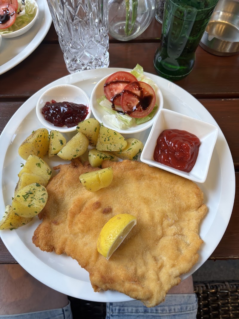Restaurant - Bar Grewal - Restaurant - Bar Grewal Linzer G. 72A, 5020 Salzburg, Austria