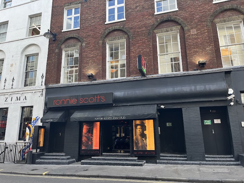 London Walks - London Walks 104-108 Oxford St, London W1D 1LP, UK