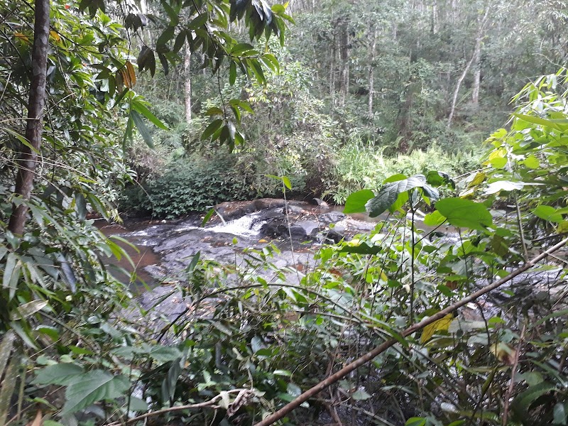 Dunumala Ella Waterfall - Dunumala Ella Waterfall, 46X2+3R7, Galapitamada, Sri Lanka