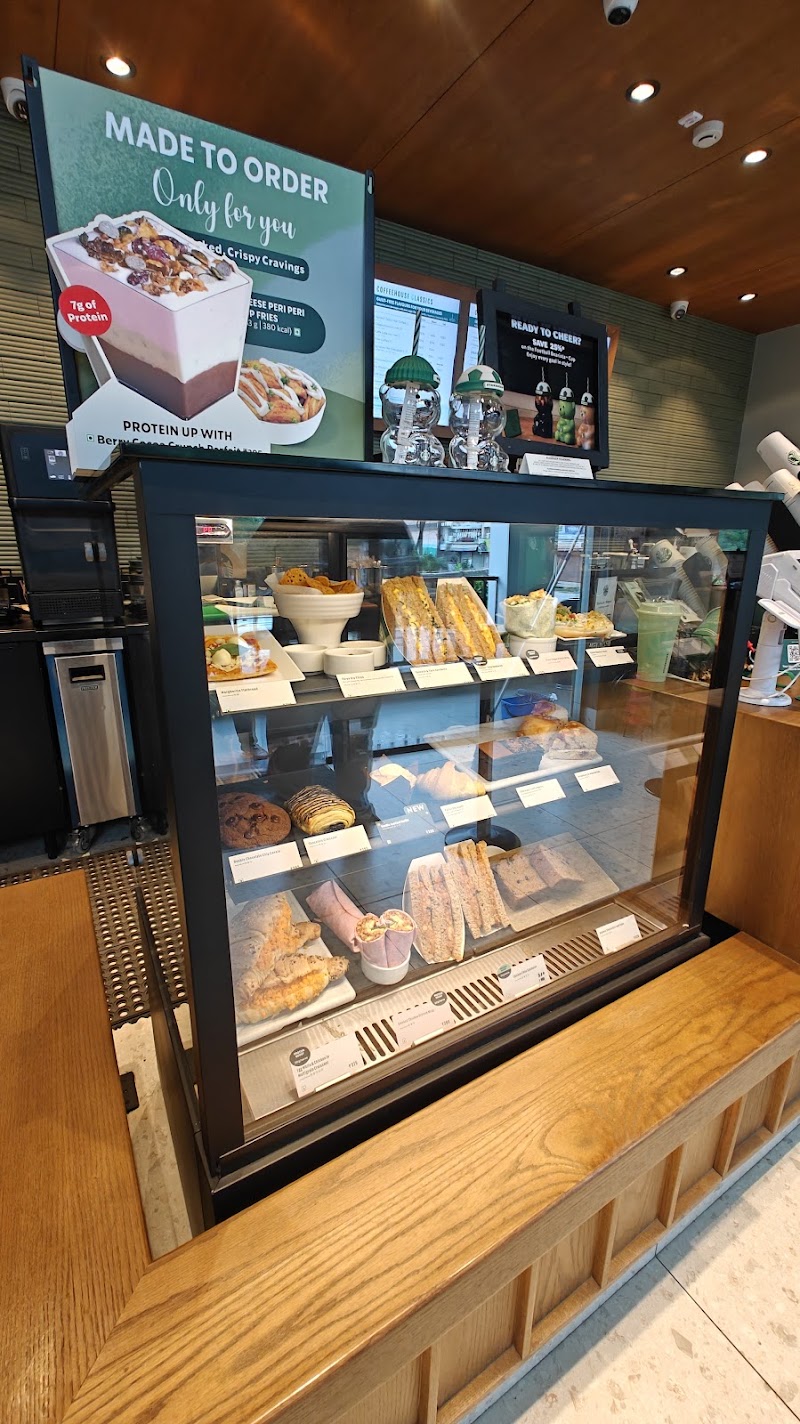 Starbucks - Starbucks, NK Tower, near Rama Port, Vypar Vihar, Kranti Nager, Vinoba Nagar, Bilaspur, Chhattisgarh 495004, India