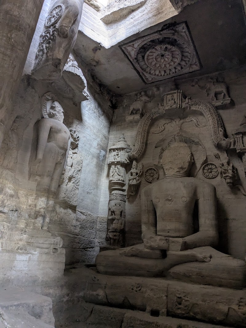 Gopachal Jain Parvat - Gopachal Jain Parvat Phool Bagh, Lashkar, Gwalior, Madhya Pradesh 474002, India