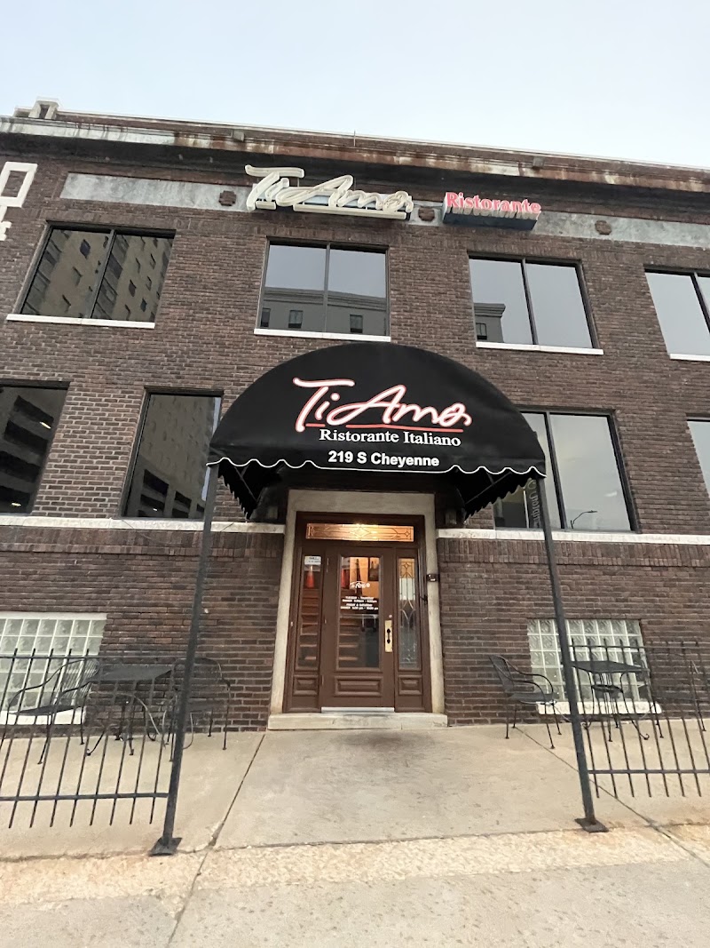 Ti Amo Ristorante Italiano Downtown - Ti Amo Ristorante Italiano Downtown 202 S Cheyenne Ave, Tulsa, OK 74103, USA