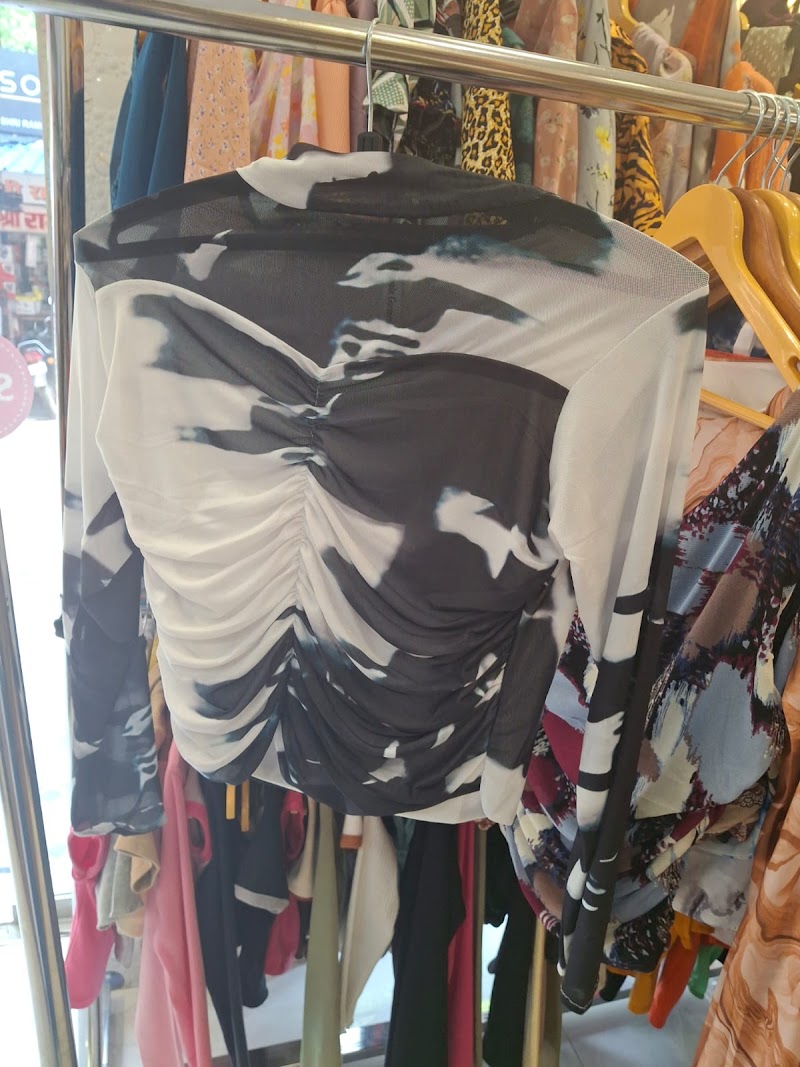 As yours choice collection - As yours choice collection, behind shiv mandir Sec01, Sector 1, Jagriti Nagar, Devendra Nagar, Raipur, Chhattisgarh 492009, India