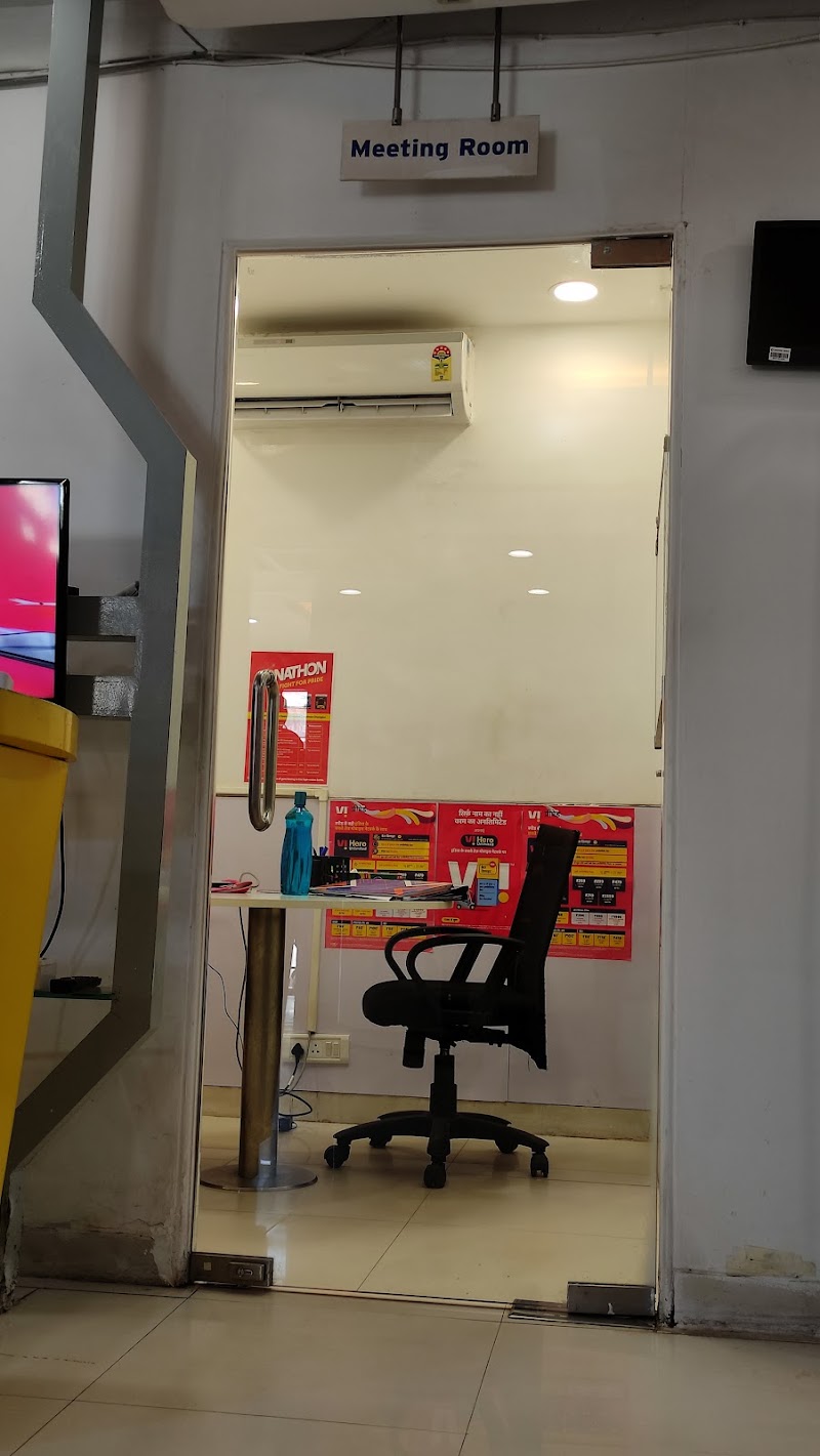 Vi - Vodafone Idea Store - Vi - Vodafone Idea Store, Shop No 3, Kiran Complex, Plot No 94, Jaistambh Chowk, Ganeshram Nagar, Raipur, Chhattisgarh 492001, India