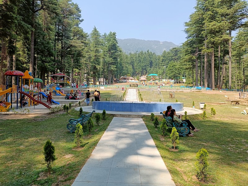Devidarh park - Devidarh park F4FC+XJP, Dpf Devidarh, Himachal Pradesh 175039, India