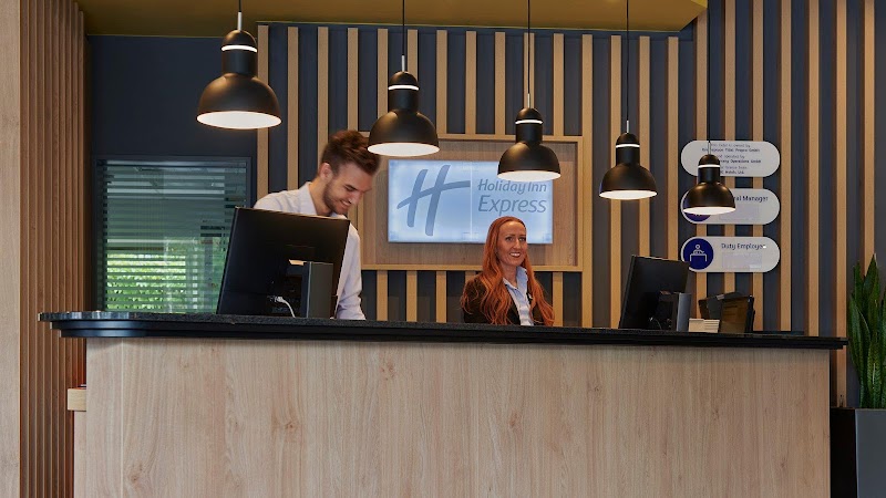 Holiday Inn Express Cologne - Muelheim by IHG - Holiday Inn Express Cologne - Muelheim by IHG Tiefentalstraße 72, 51063 Köln, Germany