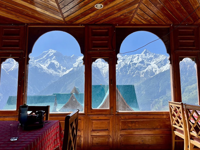 HPTDC Hotel The Kinner Kailash - HPTDC Hotel The Kinner Kailash G7J2+WFC, Kalpa, Saryo, Himachal Pradesh 172108, India