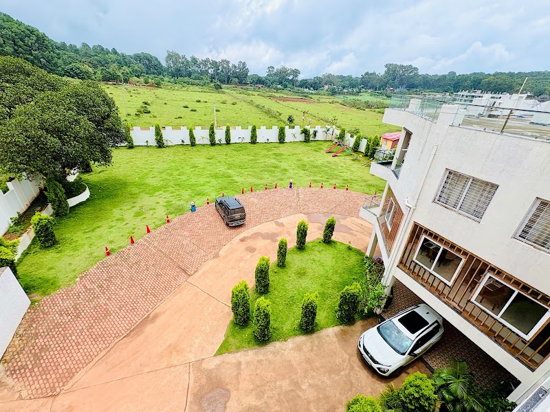 Jhumar Resort and Restaurant