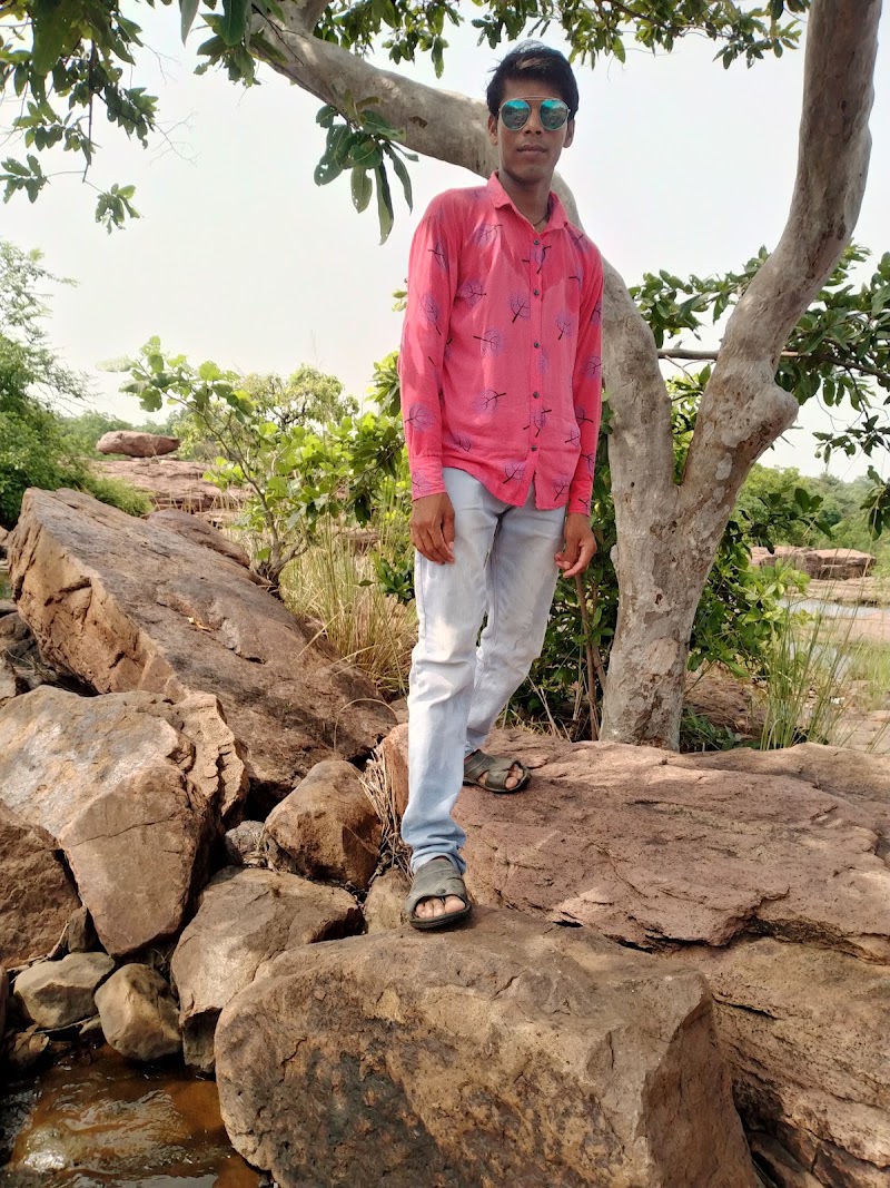 Kutan Nala waterfall - Kutan Nala waterfall, G9GM+VM5, Bakla, Chhattisgarh 493335, India