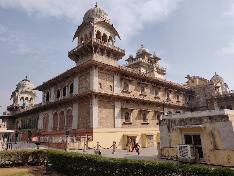 Albert Hall Museum - Albert Hall Museum Ram Niwas Garden, Ashok Nagar, Jaipur, Rajasthan 302004, India