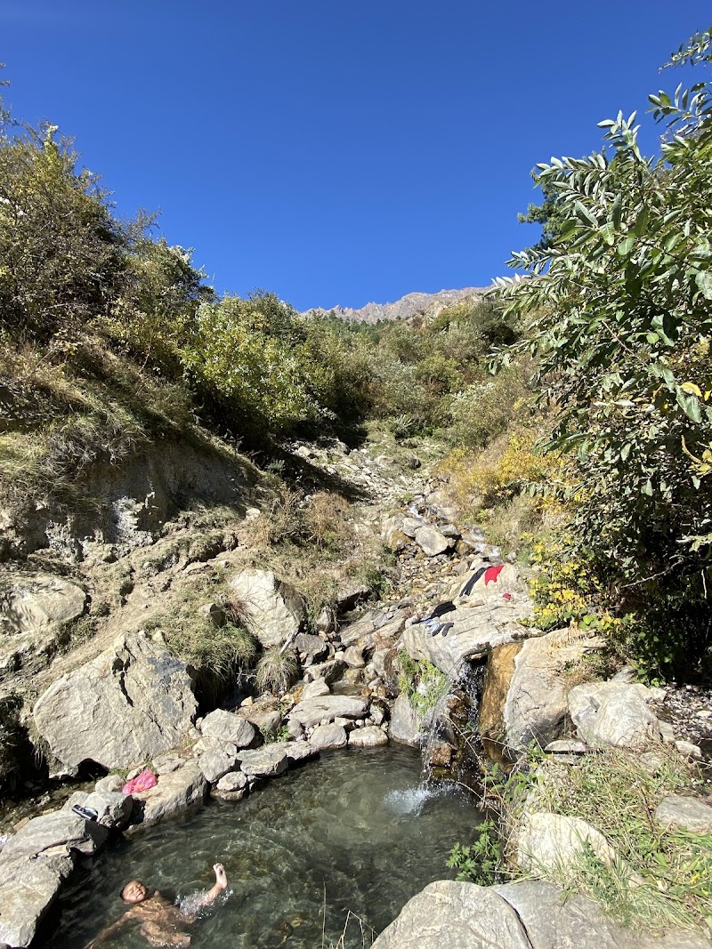 Tatopani Hot Springs - Tatopani Hot Springs 3P43+76R, Khagalgaun 21000, Nepal