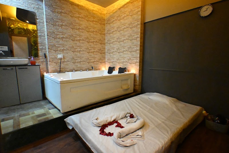 Ella Spa In Whitefield - Ella Spa In Whitefield, 2nd Floor, 106/7, Whitefield Main Rd, opp. Phoenix Mall, RHB Colony, Mahadevapura, Bengaluru, Karnataka 560048, India
