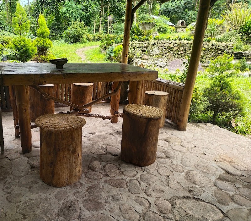 Tabakoshi Riverside Dwelling Homestay offbeat Darjeeling - Tabakoshi Riverside Dwelling Homestay offbeat Darjeeling Riverside Dwelling, Tabakoshi, Gopaldhara, Mirik, Gopal Dhara Tea Garden, West Bengal 734214, India