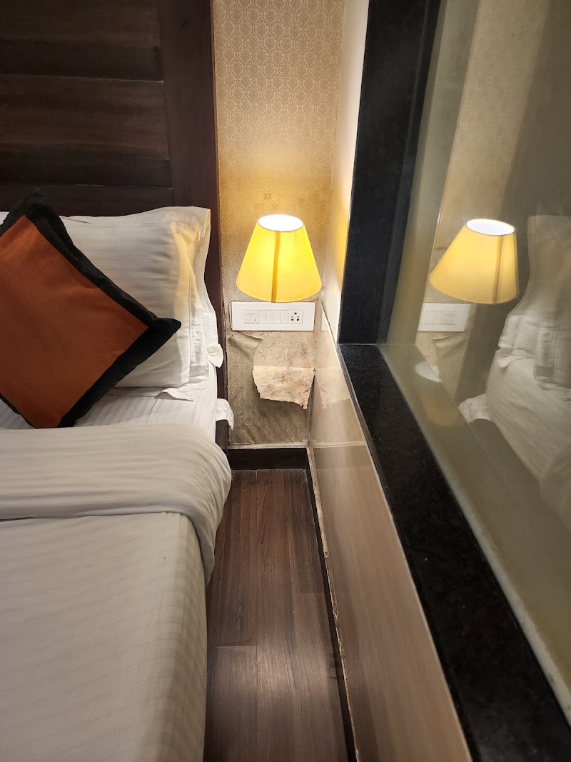 Hotel The Westinn Varanasi - Hotel The Westinn Varanasi S20/52-2A-1 The Mall Rd Cantonment, Varuna Bridge, Nepali Kothi, Varanasi, Uttar Pradesh 221002, India