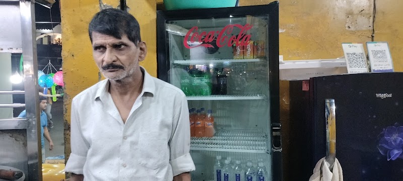 Pawan chat stall - Pawan chat stall sankatmochan road Varanasi 33/34 bandhu niwas, Saket Nagar Colony, Lanka, Varanasi, Uttar Pradesh 221005, India