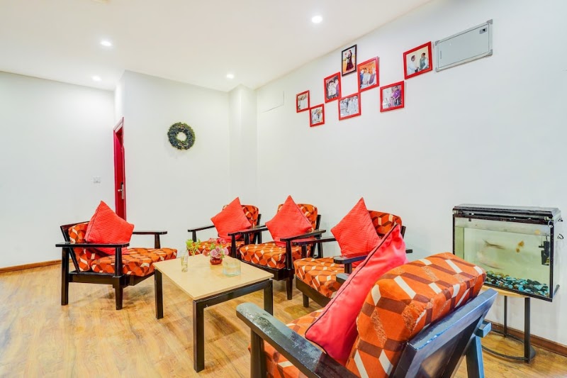 Super Townhouse by OYO RR Nagar - Super Townhouse by OYO RR Nagar, R.R Nagar, Plot Number 5, Main Road, Channasandra, Rajarajeshwari Nagar, Bengaluru, Karnataka 560098, India