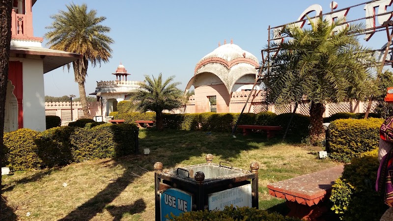 Jag Mandir - Jag Mandir 5RMX+6QC, Rampura, Kota, Rajasthan 324006, India