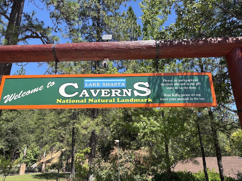 Shasta Caverns Visitor Center - Shasta Caverns Visitor Center 20359 Shasta Caverns Rd, Lakehead, CA 96051, USA