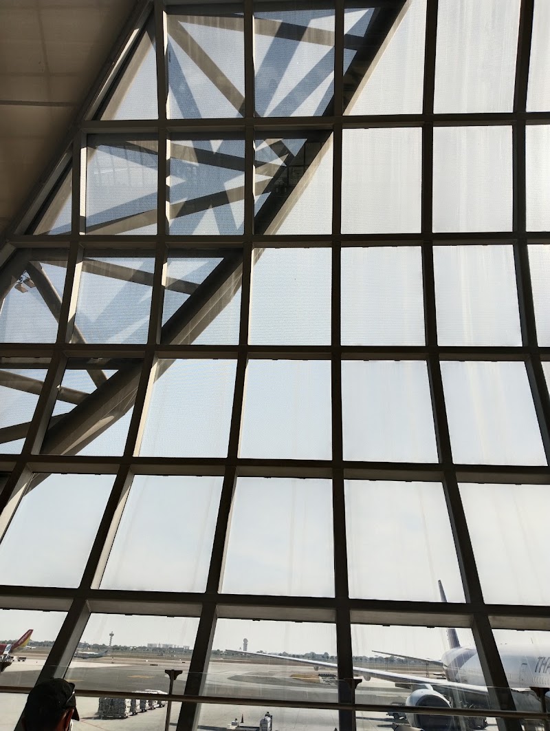 Suvarnabhumi Airport Floor 4 Gate 5 - Suvarnabhumi Airport Floor 4 Gate 5 Nong Prue, Bang Phli District, Samut Prakan 10540, Thailand
