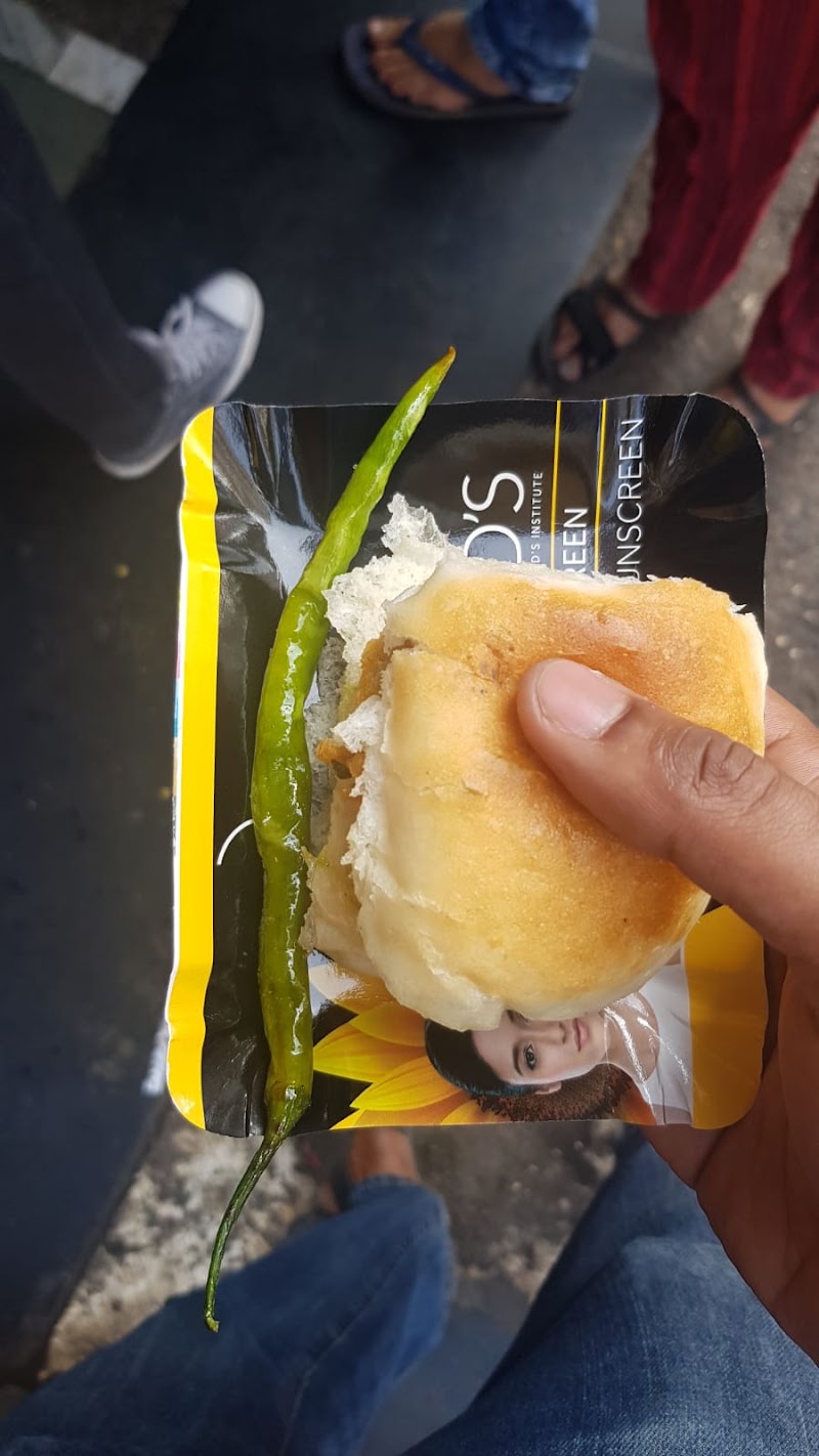 Maharashtra Chana Bhandar - Maharashtra Chana Bhandar, 79, Pali Mala Rd, Pali Village, Khar West, Mumbai, Maharashtra 400050, India