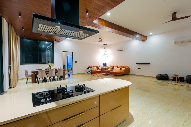 The Oakwood Farm - The Oakwood Farm 57 Milestone NH8, Panchgaon, Binola, Gurugram, Haryana 122413, India