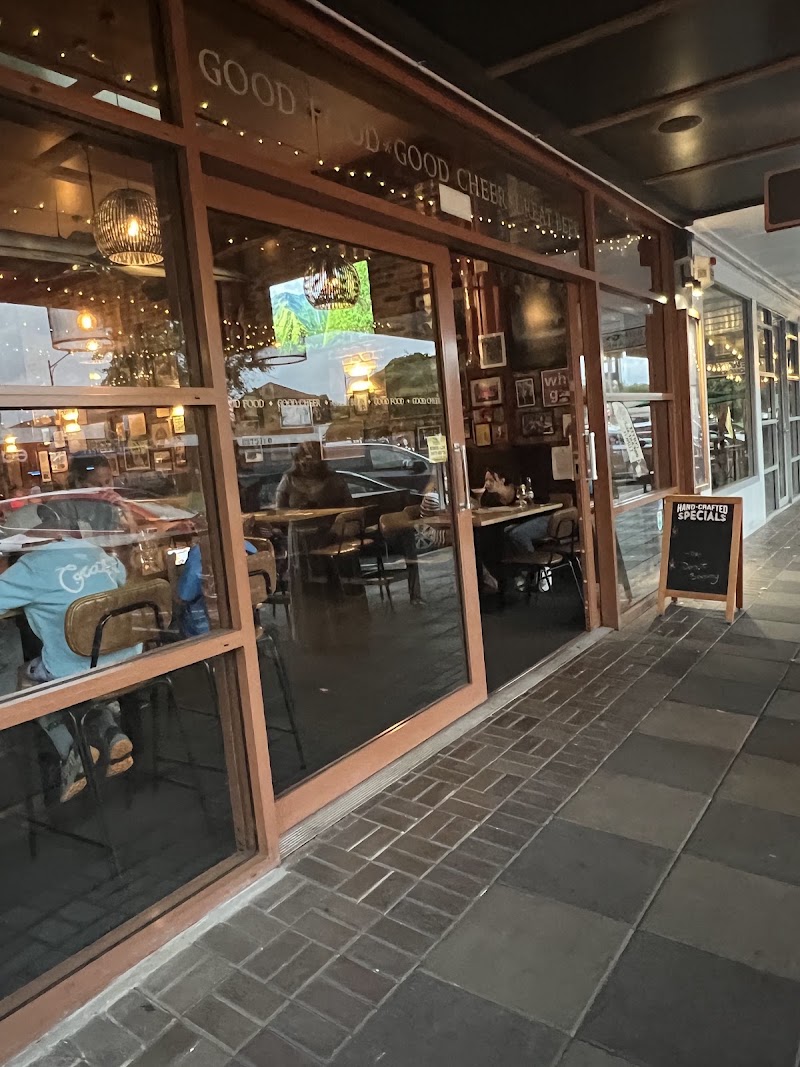Redoubt Bar & Eatery - Redoubt Bar & Eatery 48 Broadway, Matamata 3400, New Zealand