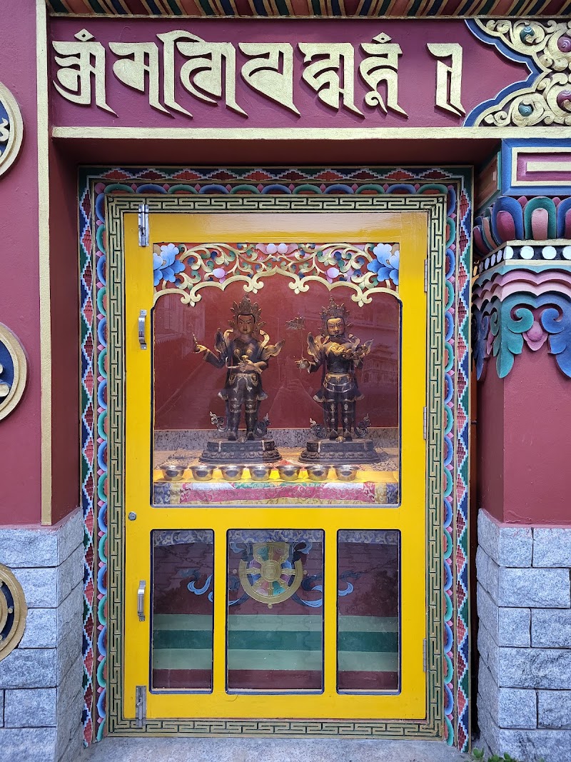 Rinchen Chholing Monastery - Rinchen Chholing Monastery 67WF+Q95, Rinchenpong, Sikkim 737111, India