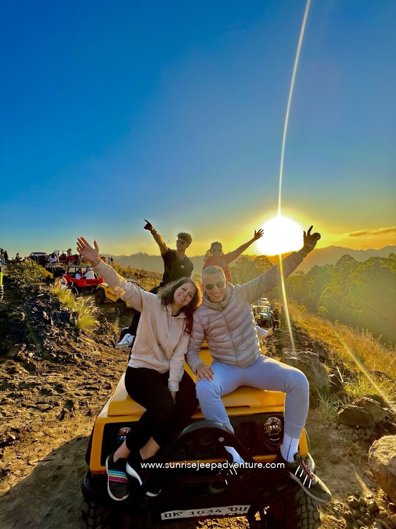 Mount Batur Jeep Tour, Kintamani Jeep Tour, Mt Batur Jeep Tour (Sunrise Jeep Adventure) - Mount Batur Jeep Tour, Kintamani Jeep Tour, Mt Batur Jeep Tour (Sunrise Jeep Adventure), Jl. Ulun Danu, Songan B, Songan, Kabupaten Bangli, Bali 80652, Indonesia