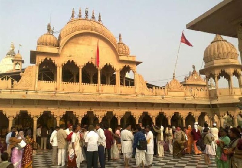 Shri Radha Damodar Mandir - Shri Radha Damodar Mandir, 69, Sewa Kunj Rd, opp. Radha Damodar Temple, Gotam Nagar, Vrindavan, Uttar Pradesh 281121, India
