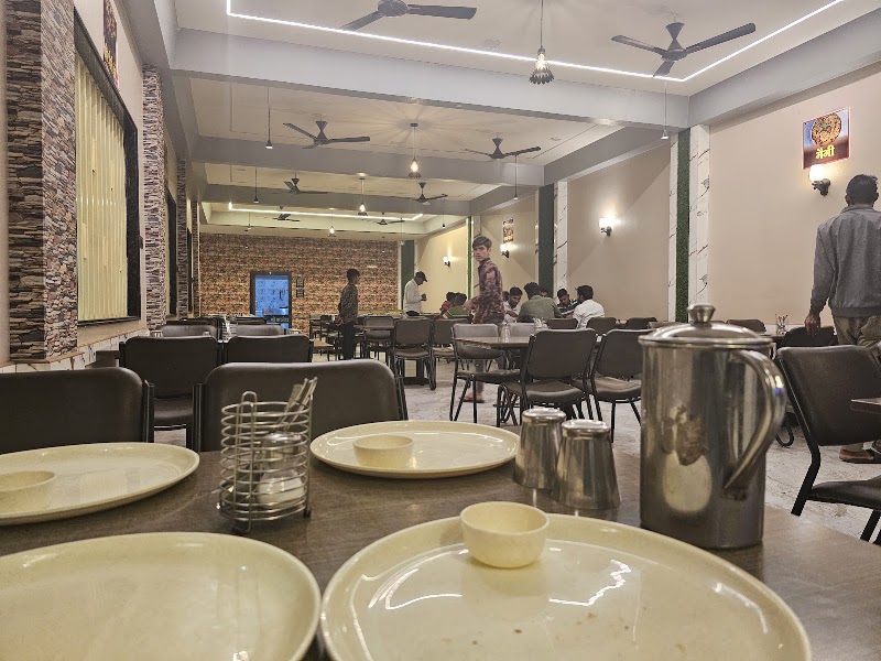Shree nakoda family restaurant - Shree nakoda family restaurant 6XPW+QH, Piplyasolanki, Madhya Pradesh 458664, India
