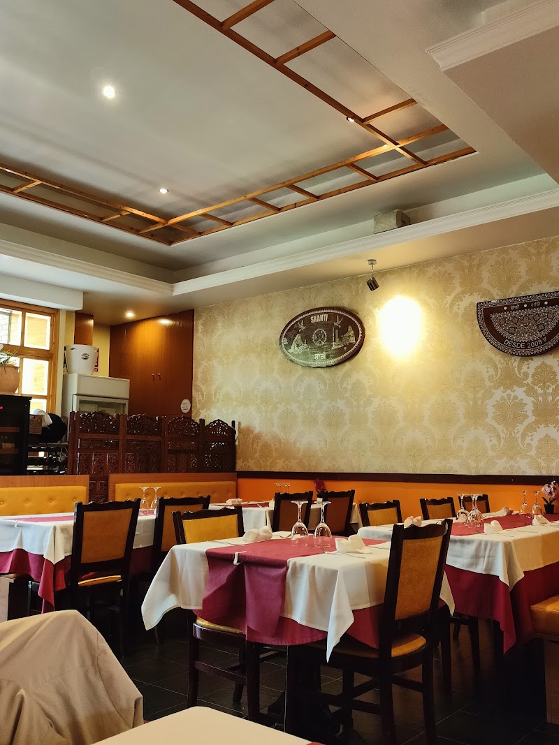 Shanti Restaurant | Barcelona - Shanti Restaurant | Barcelona Carrer d'Agustina Saragossa, 3, Les Corts, 08017 Barcelona, Spain