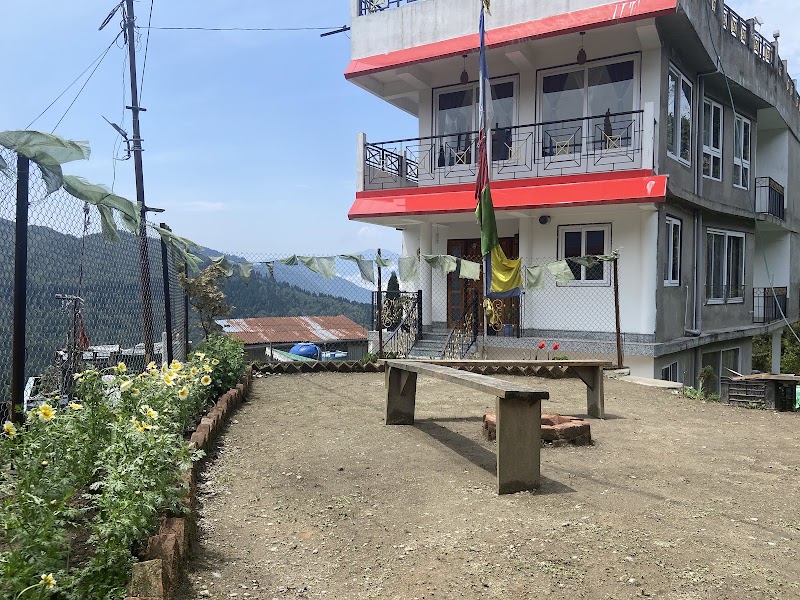 The Breeze Homestay - The Breeze Homestay 268W+9X4, West Point, Darjeeling, West Bengal 734102, India