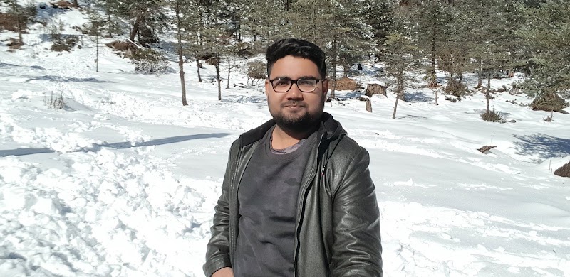 traveller inn - traveller inn, road, Katao, Lachung, Sikkim 737120, India