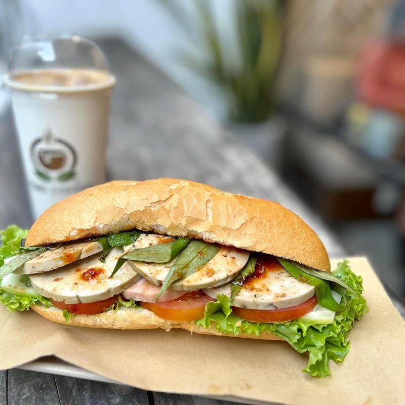 Banh Mi Xanh - Vegan Banh Mi - Banh Mi Xanh - Vegan Banh Mi 38 Lê Thị Riêng, Bến Thành, Hồ Chí Minh 71009, Vietnam