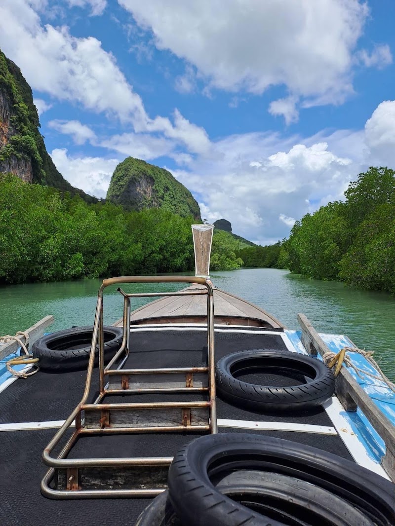 Femida Tour - Femida Tour, บ้านหินร่ม ต, Tambon Khlong Khian, Amphoe Takua Thung, Chang Wat Phang-nga 82140, Thailand