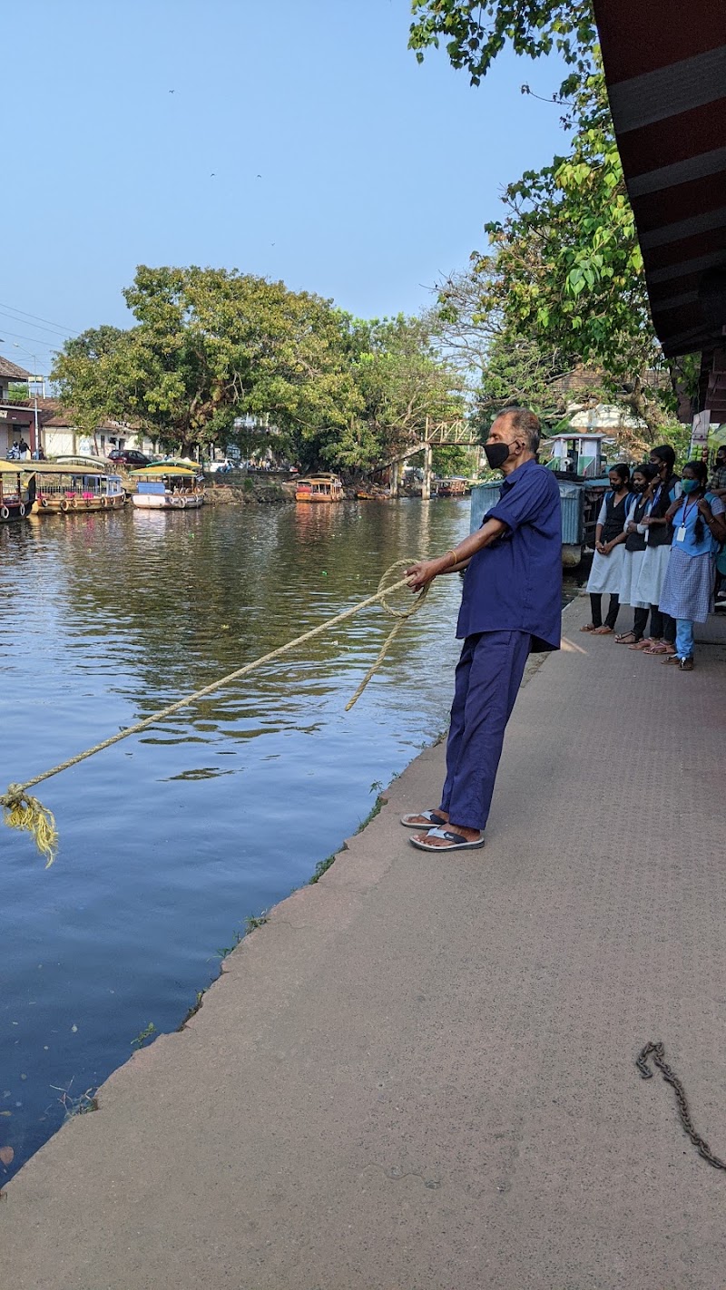 Bus Stand Jetty - Bus Stand Jetty, F8XX+X9J, Boat Jetty Rd, Mullakkal, Alappuzha, Kerala 688011, India