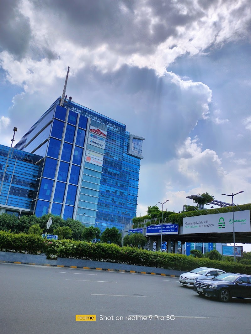 DLF Phase 3 - DLF Phase 3, Sector 24, Gurugram, Haryana, India