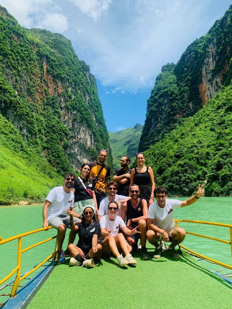 Ha Giang SAFARI hostel