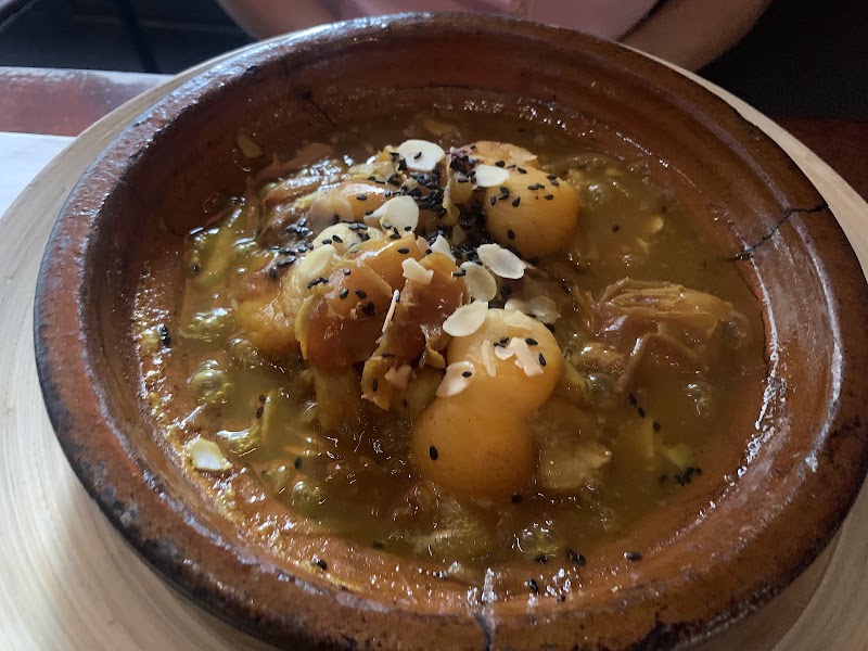 Yahmi - Yahmi 25 Av. Victoria, 75001 Paris, France