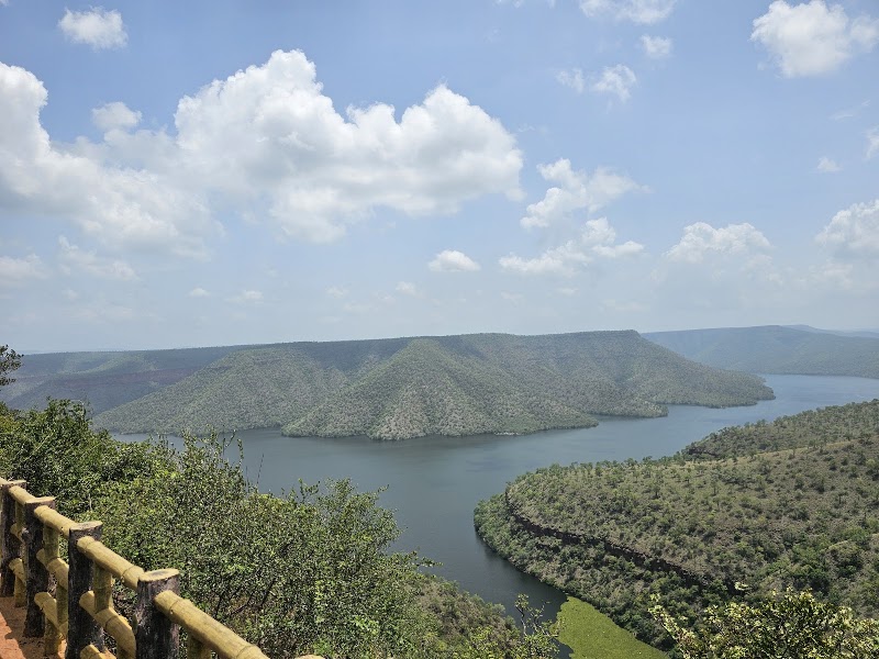 Srisailam Reservoir - Srisailam Reservoir Sri Sailam, Nandyal district, Andhra Pradesh, Domalapenta, Srisailam Project, Telangana 518101, India