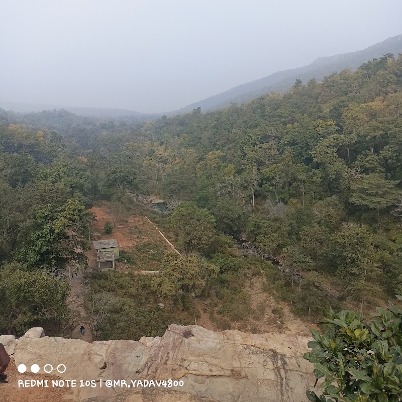 Godhas Waterfall - Godhas Waterfall, Unnamed Road, MC9Q+2MF, Katingpani, Odisha 766105, India